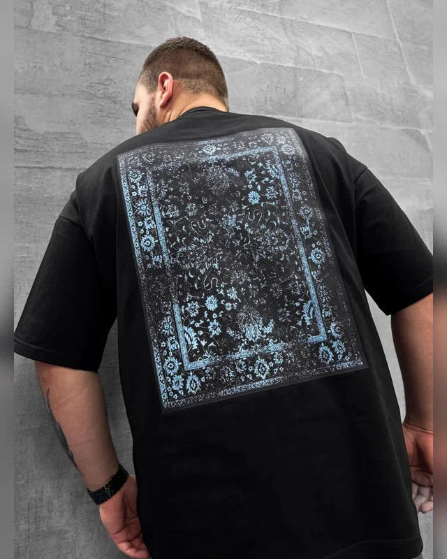 Sane Футболка чорна (carpet5) — головне фото товару