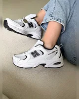 New Balance 530 White Black Logo — головне фото товару