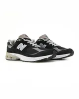 New Balance 2002R Gore-Tex Black Grey — головне фото товару