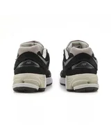New Balance 2002R Gore-Tex Black Grey — головне фото товару