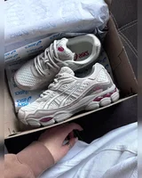 Asics Gel NYC Beige/Brown — головне фото товару