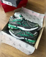 New Balance NB1906A Green — головне фото товару