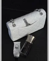 Chanel Classic 2.55 Medium Double Flap Bag White [[Коробка магніт]] 25 х 17 х 7 — головне фото товару