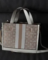 COACH Coach Dempsey Tote in Signature Jacquard Cream/Gold [крафтова коробка] COACH — головне фото товару
