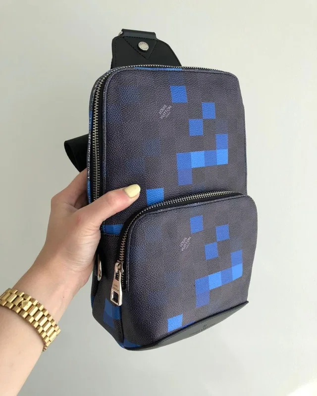 Сумка Louis Vuitton — головне фото товару