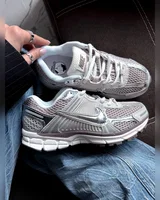 Nike Zoom Vomero 5 Silver — головне фото товару