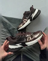 Nike V2k Runtekk Brown/Black — головне фото товару