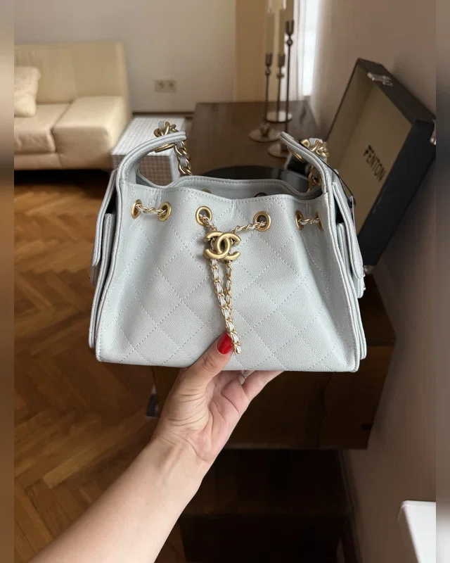 Chanel 25 Micro Handbag in Grained Calfskin in Light Blue/Gold 22 х 15 х 10 см — головне фото товару