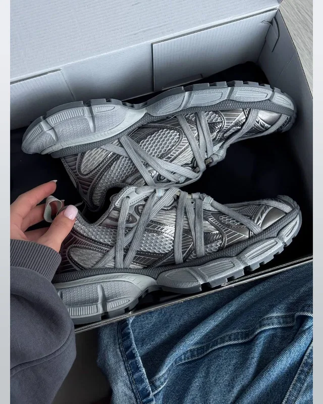 Balenciaga 3XL Extreme Laces Grey Logo — головне фото товару