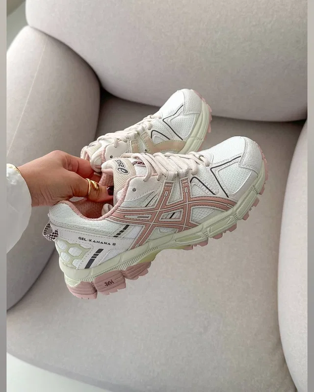 Asics Gel-Kahana 8 Beige/Pink — головне фото товару