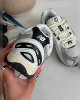 New Balance 204L White/Metallic/Black — головне фото товару