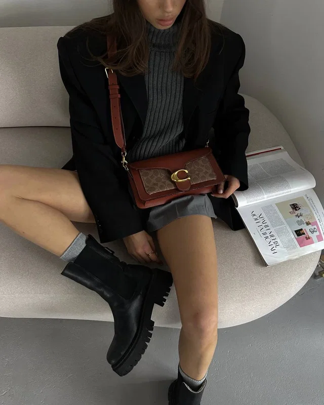 COACH Coach Tabby Shoulder Bag 26 With Signature Canvas Ginger/Beige/Gold[крафтова коробка] COACH — головне фото товару