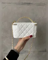 Chanel Classic Lambskin Pearl Crush Vanity Bag White/ Silver 17 х 11 х 8 (без дзеркала) — головне фото товару