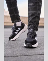 Adidas ZX 22 Boost Black White — головне фото товару
