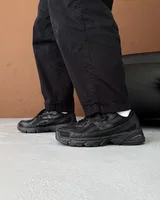 New Balance 740 Triple Black — головне фото товару