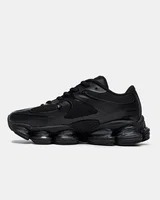 New Balance ABZORB 2000 'Triple Black U2000ETB' — головне фото товару