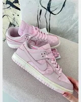 Nike SB Dunk Low WMNS Lace Pack Regal Pink — головне фото товару