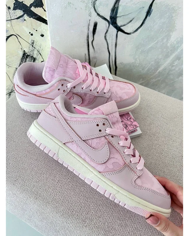 Nike SB Dunk Low WMNS Lace Pack Regal Pink — головне фото товару