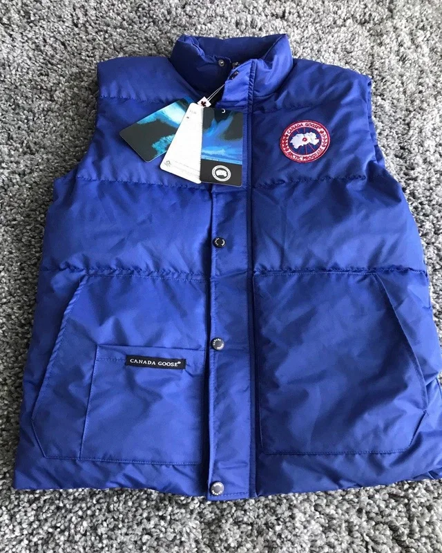 Жилет Canada Goose — головне фото товару