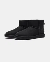 UGG Ultra Mini Black — головне фото товару