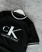 Футболка Calvin Klein — головне фото товару