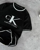 Футболка Calvin Klein — головне фото товару