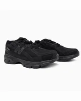 New Balance 740 Black Gore-Tex — головне фото товару