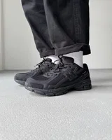 New Balance 740 Black Gore-Tex — головне фото товару