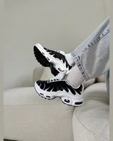 Nike Air Max TN Black White — головне фото товару