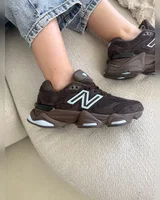 New Balance 9060 brown ice blue — головне фото товару