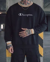 Champion Світшот чорний — головне фото товару