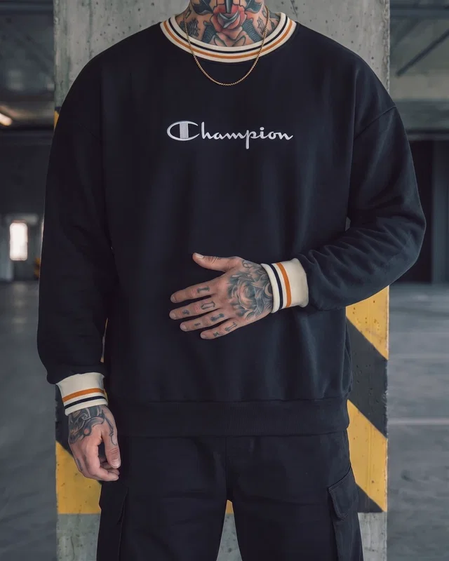 Champion Світшот чорний — головне фото товару
