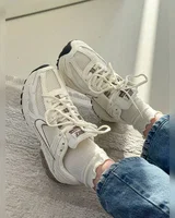 Nike Zoom Vomero 5 Sail Mink Brown — головне фото товару