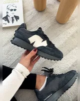 New Balance 327 Black — головне фото товару