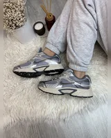 Nike V5 RNR Bronze metallic — головне фото товару
