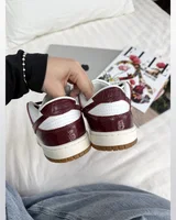Nike dunk low burgundy croc — головне фото товару