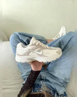 Nike initiator beige — головне фото товару