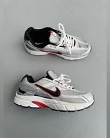 Nike Initiator Silver/Red Gore-Tex — головне фото товару