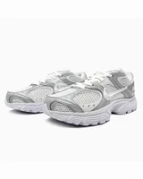 Nike V5 RNR White/Silver — головне фото товару