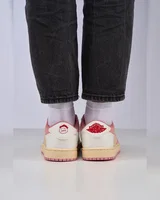 Nike Travis Scott x Air Jordan 1 Low OG White Pink — головне фото товару