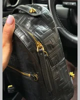 Fendi Mini Zucca FF Motif Backpack Black [пильник, звичайна коробка] 23 x 21 x 10 — головне фото товару