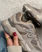 New Balance 9060 Beige/Brown — головне фото товару