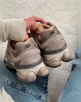 New Balance 9060 Beige/Brown — головне фото товару
