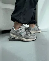 New Balance 2002R Light Grey — головне фото товару