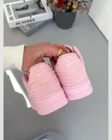 Nike Low Valentine`s Day Pink — головне фото товару