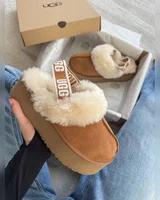 UGG Funkette Slipper Platform Chestnut — головне фото товару