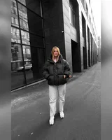 Sane Курточка жіноча чорна — головне фото товару