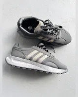 Adidas Retropy E5 Grey/Black — головне фото товару