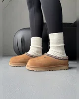 UGG Tasman Chestnut (коричнева вишивка) — головне фото товару