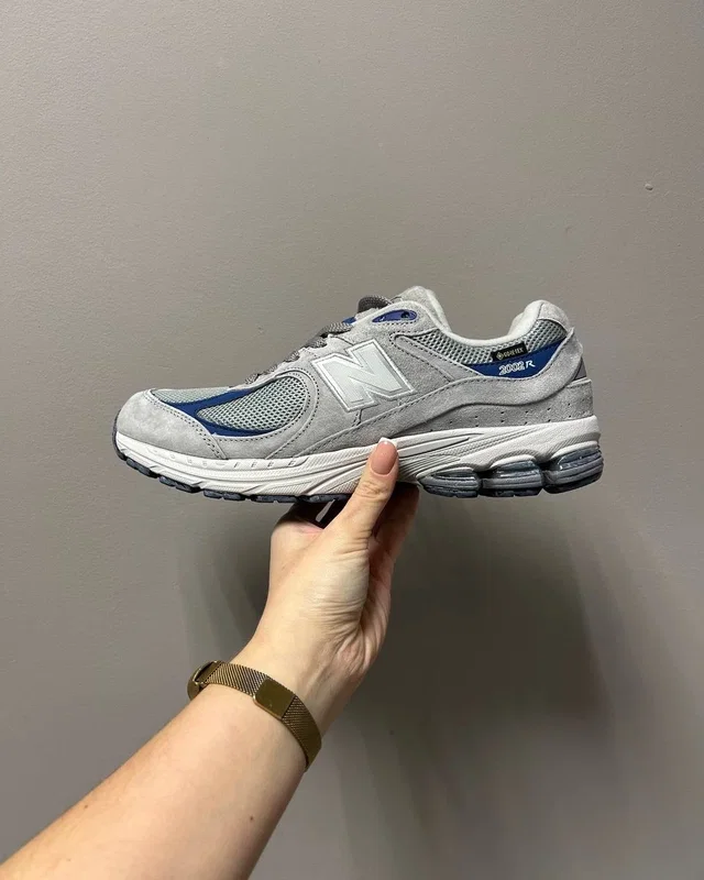 New Balance Gore-tex light grey FUR — головне фото товару
